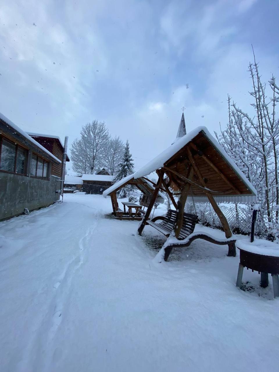 "Ізківський Затишок" Село Ізки Hotel Exterior photo
